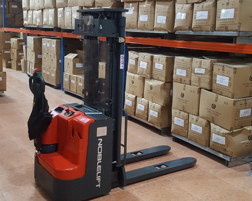 長樂翔福電商(shang)物流園小金剛批(pi)量交貨