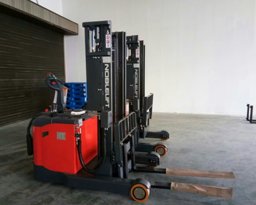 廠房叉車充電規(guī)範要求